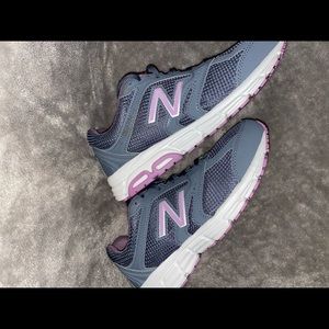 💜New Balance 460 V2 Running Shoes💜